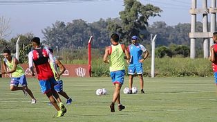 Unión espera la evolución de Corvalán para visitar a Huracán