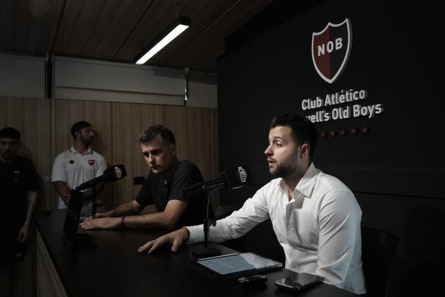 Camilo Cristiá, tesorero de Newell's, junto al presidente Ignacio Boero.