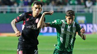 Estudiantes y Banfield se enfrentaron en el Florencio Sola.