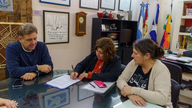 Alumnos de Firmat desarrollarán prácticas educativas en ámbitos municipales