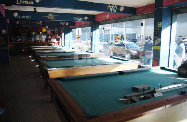 Cierra el histórico local de pool de Suipacha y Rivadavia