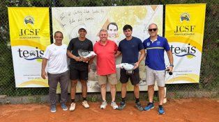 En el Jockey Club de Santa Fe se disputó un Torneo Profesional Masculino.