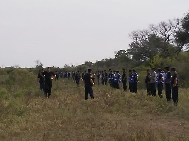 Hernandarias: buscan en montes y arroyos y crecen las dudas sobre los primos