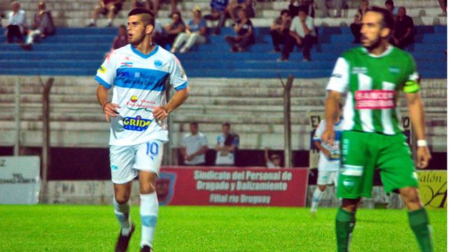 Juan Manuel Rodríguez le dio otra fisonomía al juego del equipo uruguayense.