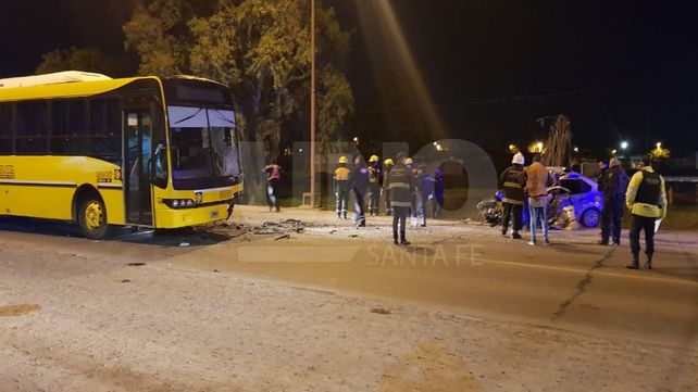 Triple choque con un muerto, un herido grave y un colectivero ileso