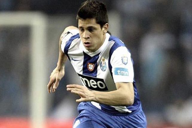 Hubo un avance por Iturbe y se complicó más la llegada de Fabbro