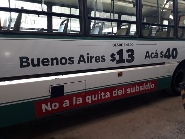 Los subsidios. Desde UTA se acompañó el ploteo con la discriminación que vive el interior. Foto: Radio La Voz.