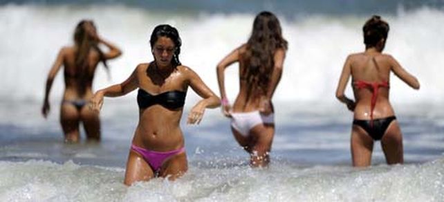 Unas 350 mil personas ingresaron a Mar del Plata en lo que va de enero