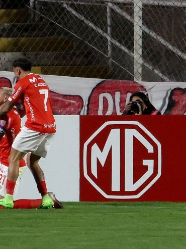 Lanús perdió por goleada con Cienciano y se fue eliminado de la Copa Sudamericana