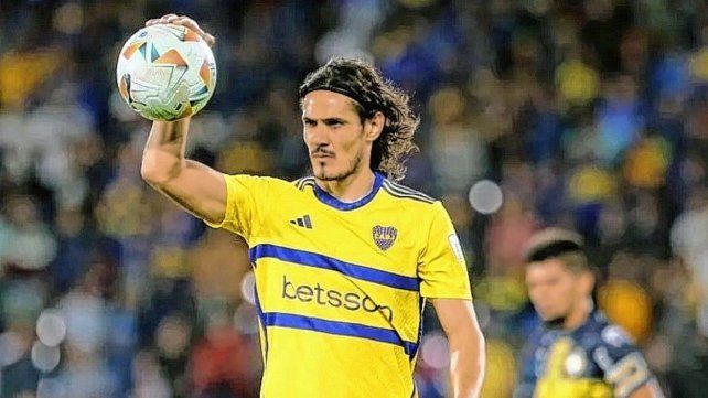 Edinson Cavani es titular en Boca.