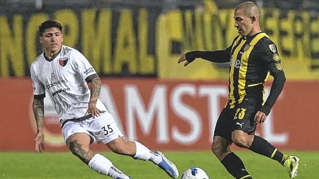El minuto a minuto del duelo entre Peñarol y Colón