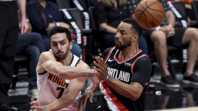 Denver Nuggets, con Facundo Campazzo, perdió Portland Trail Blazers por 115-95 y la llave quedó 2-2 a la espera del quinto partido, el martes, en el Ball Arena de Denver.