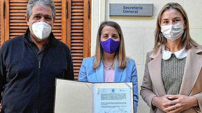 Generar puestos de trabajo para mujeres en la construcción