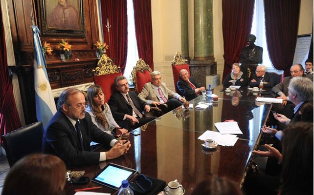 Oficialistas y opositores consensuaron una declaración respecto de la protesta de los gendarmes. (Foto: Télam)