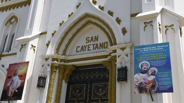 República de la sexta. San Cayetano tiene su tempo en el barrio al que habían llegado muchos italianos.