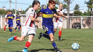 El equipo Rojinegro no pudo ante la Reserva de Boca en La Capillita.