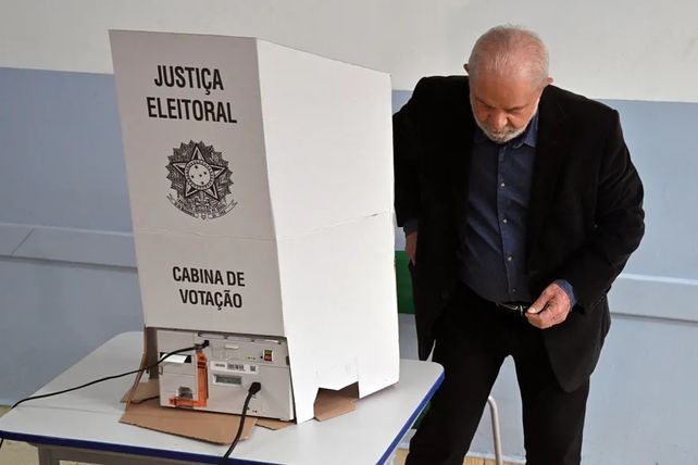 Elecciones en Brasil: expectativa por los resultados y una definición en primera vuelta