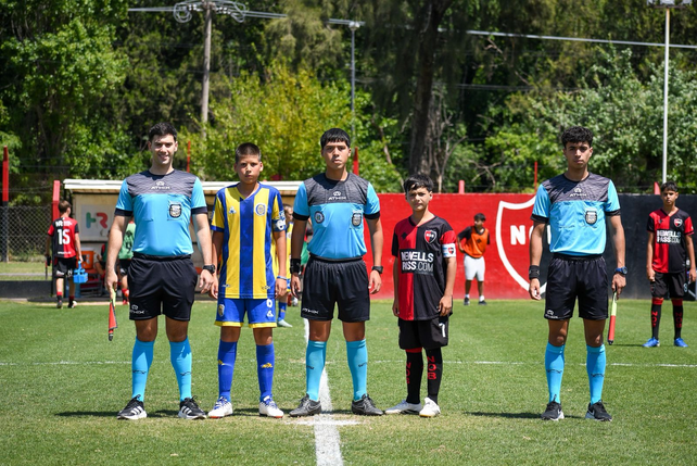 Los clásicos de Newells y Central no entienden siempre y se juegan con la misma pasión.
