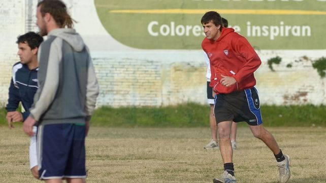 Agustín Bossio tendrá su segundo ciclo en Atlético Paraná. &nbsp;
