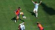 Argentina trata de disputarle la tenencia a España en el inicio de la final del Mundial