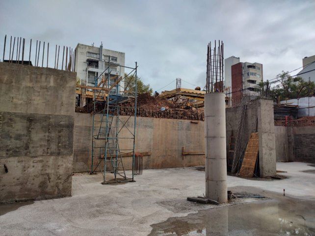 Avanza la construcción del nuevo edificio del Instituto Superior Nº8 Almirante Brown. Avanza la construcción del nuevo edificio del Instituto Superior Nº8 Almirante Brown.