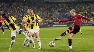 Manchester United empató con Fenerbahce y sigue sin ganar en la Europa League
