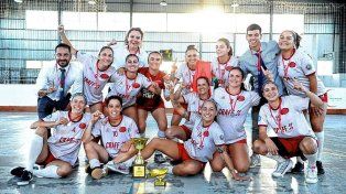 Deportivo Máquina desató su carnaval en el sur entrerriano