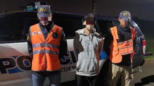 Detuvieron a cuatro jóvenes transportando drogas por Ruta 22