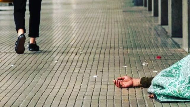 Cansados de no existir expresa la Asociación civil Proyecto 7 que exigirán con un frazadazo frente a Indec para que cense a personas en situación de calle