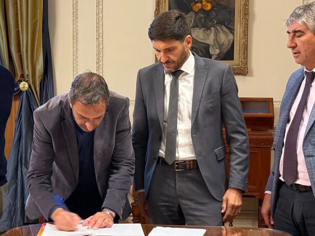 Ybarlucea recibió apoyo provincial para seguridad e infraestructura