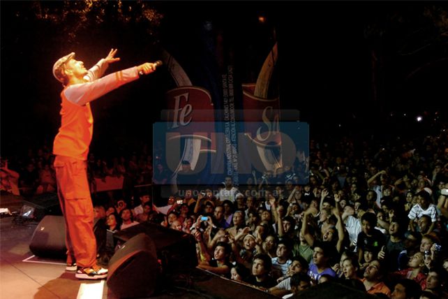 Se lanzó el Cerveza Santa Fe Música en el Río 2012
