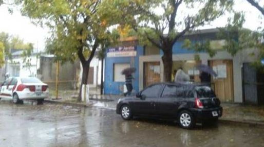 Una maestra fue asesinada por su ex pareja frente a varios niños