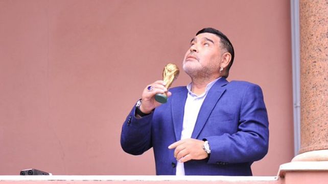 ¿A qué fue Diego Maradona a la Casa Rosada?