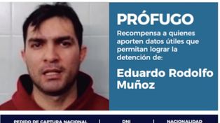 Ofrecen recompensa: quién es el prófugo que lidera la banda apuntada por el crimen del policía