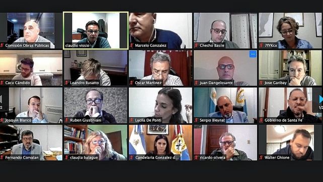 La reunión se realizó vía Zoom.&nbsp;