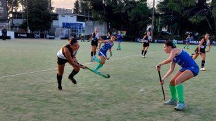 Estudiantes aplastó a Banco Provincial y está segundo en el Torneo Dos Orillas.