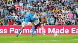 Lionel Messi superó a Pelé y le descontó a&nbsp; Dani Alves&nbsp;