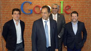 Scioli visitó las oficinas de Google Argentina