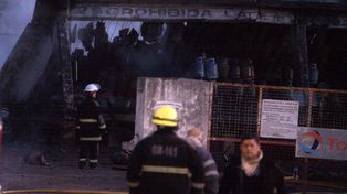 Explotó y se incendió un depósito de garrafas en General Rodríguez