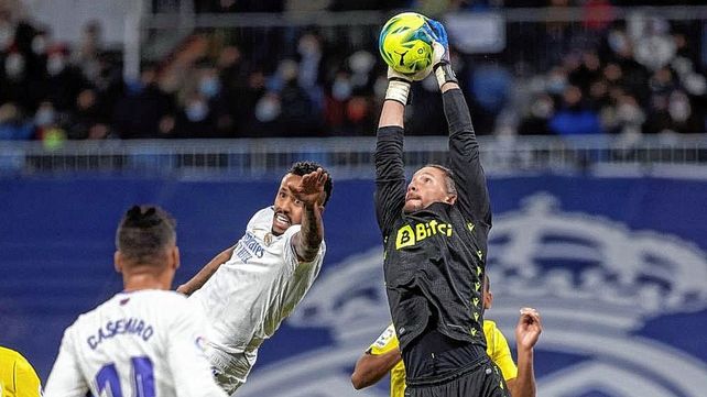 Real Madrid no pudo con el aunteúltimo Cádiz