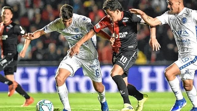 Colón buscará un resultado positivo en su visita a Mendoza para medirse con Godoy Cruz.
