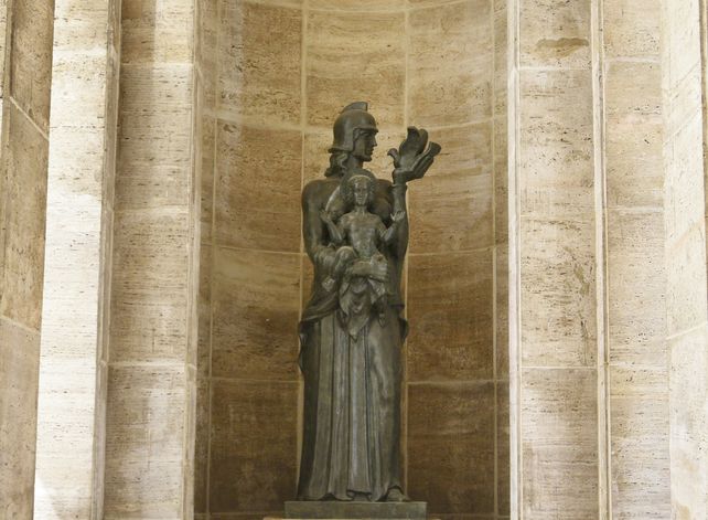 Detalle del Monumento a la Bandera