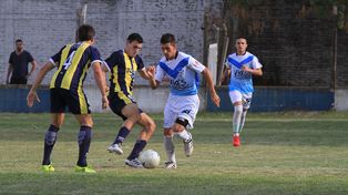 Todo lo que dejó el partido. Lo mejor del cotejo se vio en la etapa inicial cuando los dos se agredieron futbolísticamente hablando.