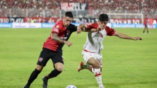 Choque de realidades opuestas entre Huracán y Newells en el Ducó