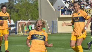 Boca aplastó a San Lorenzo y es puntero del Torneo Femenino