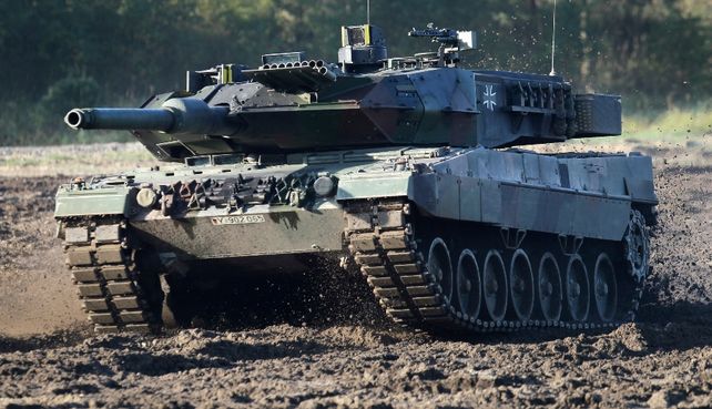 EEUU y Alemania enviarán 45 tanques pesados a Ucrania