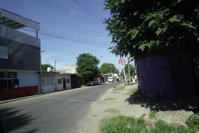 La cuadra de Riobamba al 5000 donde operaba la banda y se demolerá el bunker