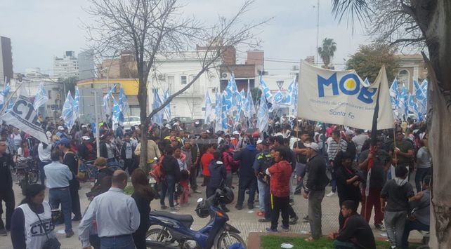 Gremios y organizaciones sociales  marcharon en la ciudad