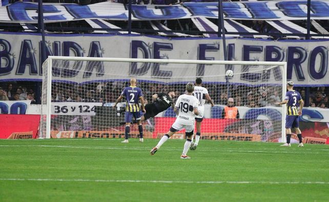 Central, en el debut de Lequi, ganó con gol de OConnor y espera aliviado a  Newells