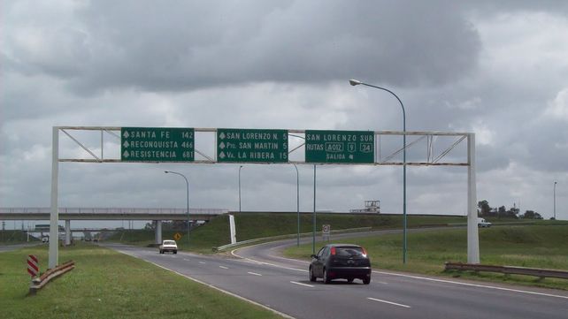 Detuvieron a un hombre con 82 cápsulas de cocaína en el estómago en la autopista a Rosario